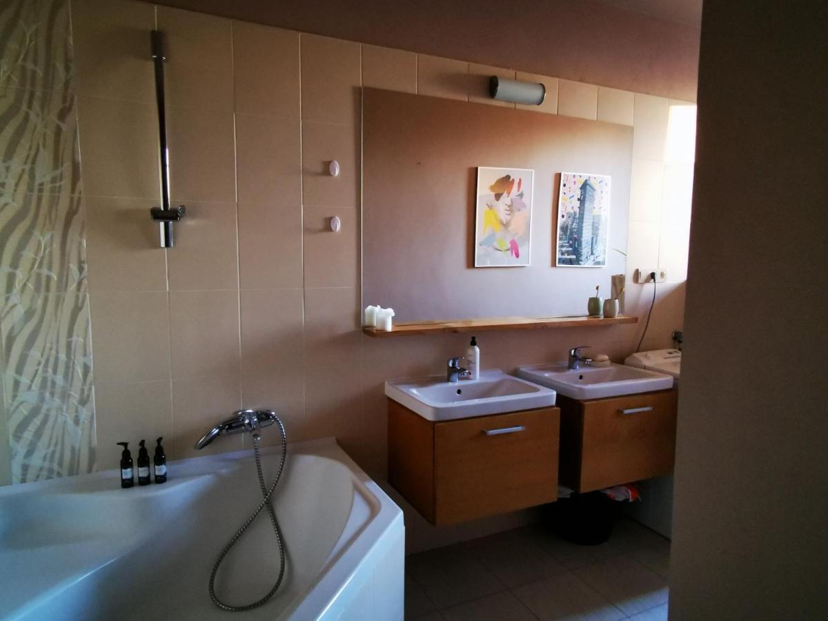 Falcon apartment Trnava Esterno foto
