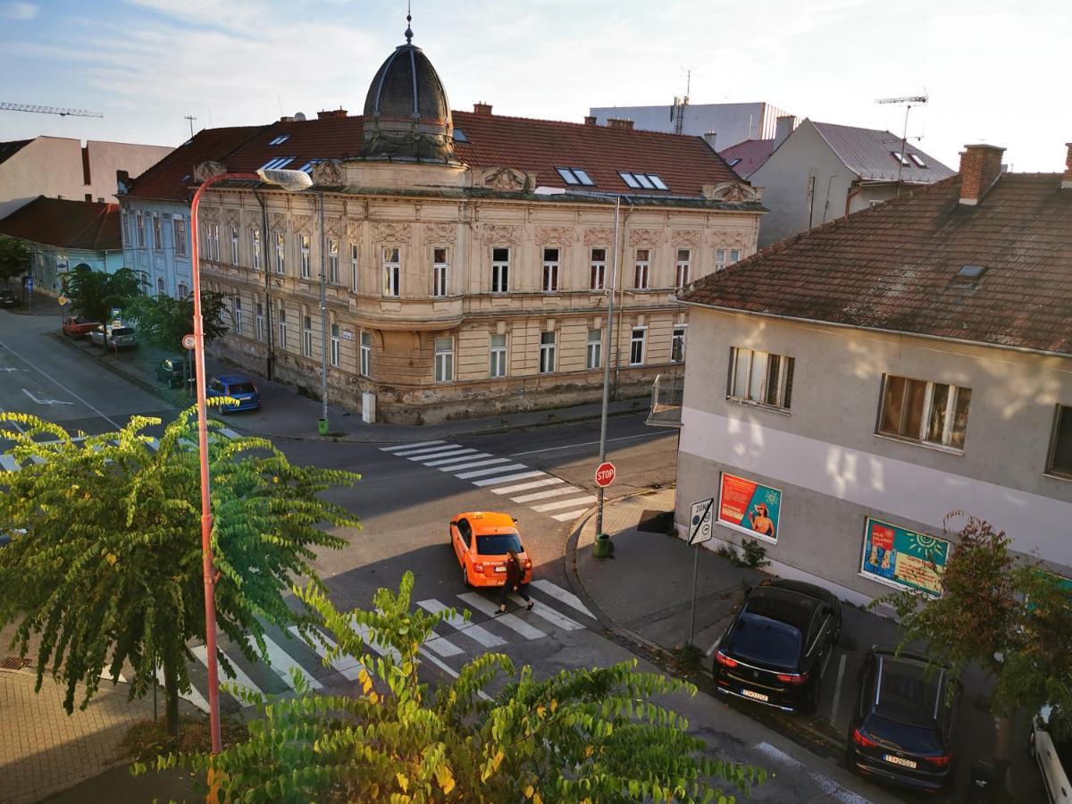 Falcon apartment Trnava Esterno foto